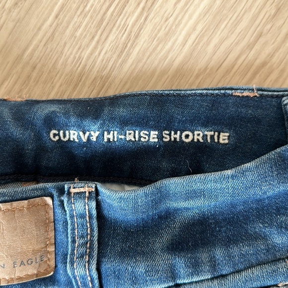 American Eagle Curvy Hi-Rise Shortie - Picture 4 of 9